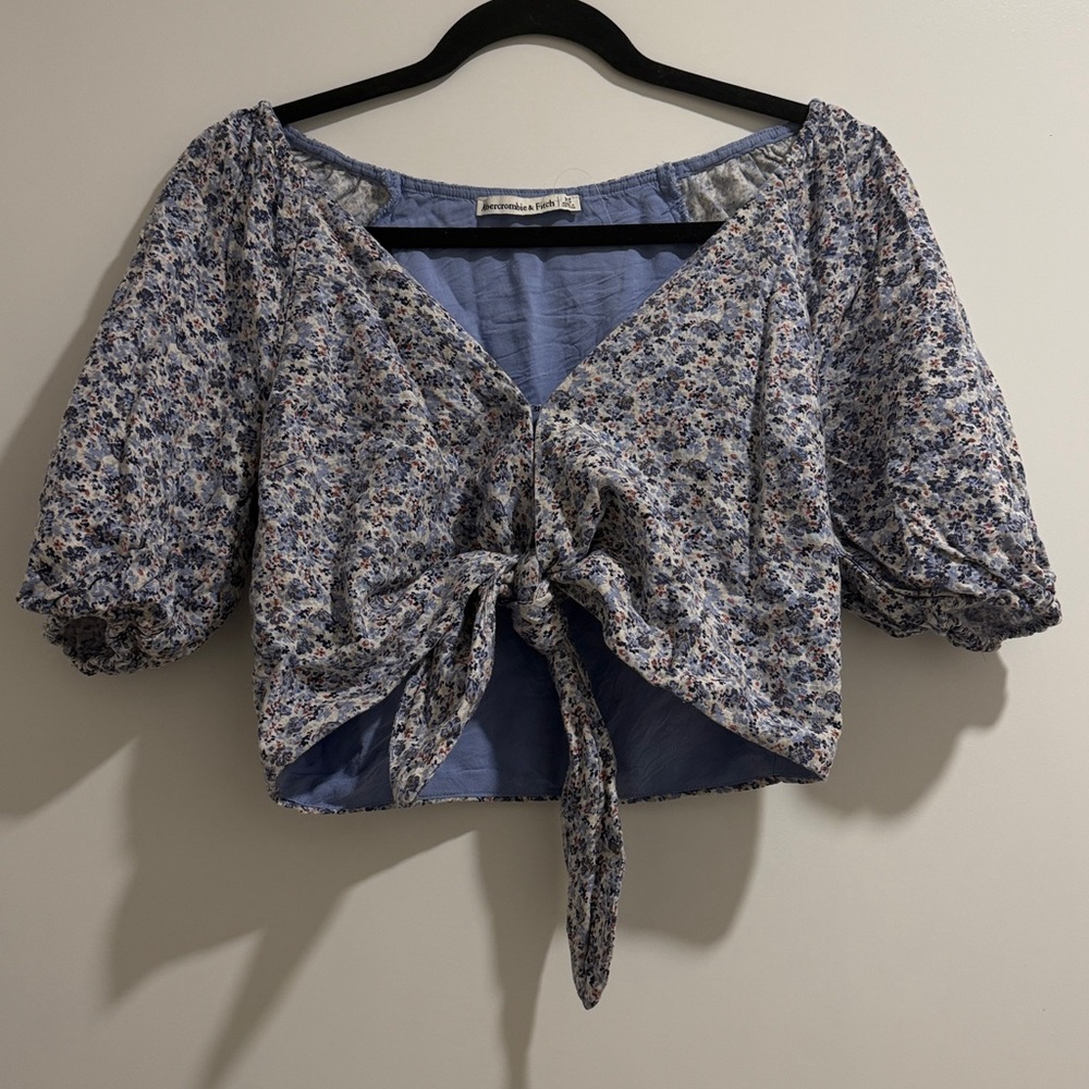 Abercrombie & Fitch Blue Floral Blouse Top
